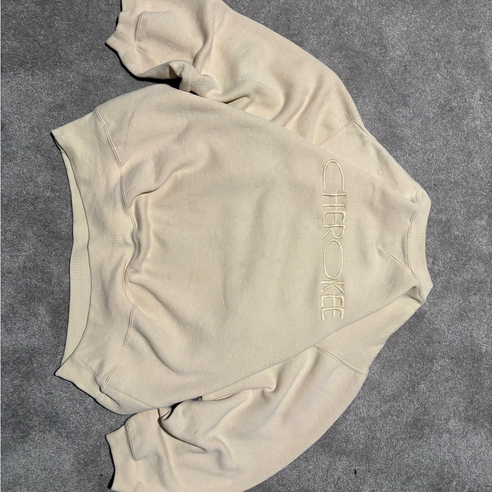 Cherokee Off-White Sweatshirt